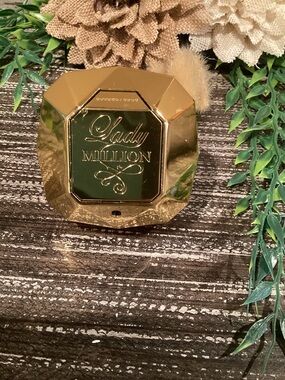 Paco Rabanne Gold Lady Million Compact Case